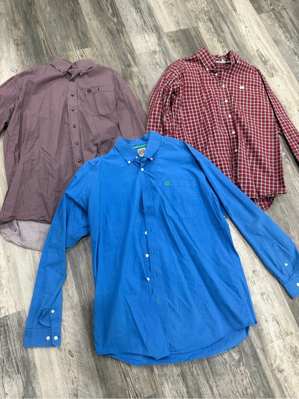 Bundle of 3- Men’s Cinch button up shirts! All size large!